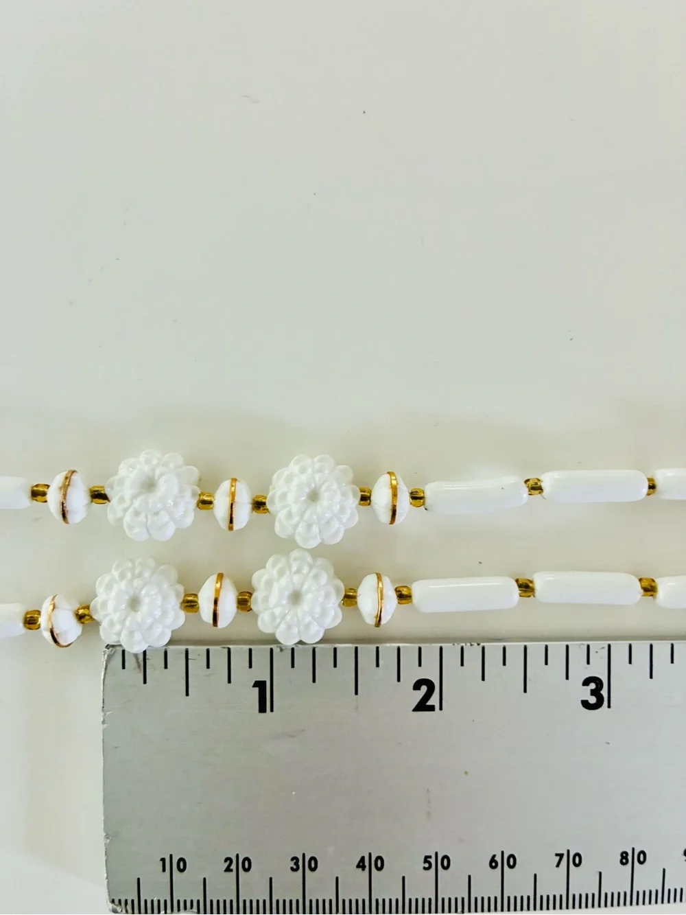 VTG Lucite Flapper Elegant White Beaded Long Easy Over The Head Necklace EUC